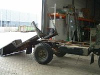 There goes the loadingtray.