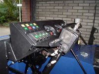 Side view of the dash. VDO Kienzle instruments and Hella switches. That must be a very good team ;-) Never drive in the dark anymore!