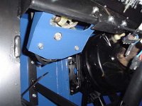 It's amazing! The old wiper-gear connects to the new Defender motor. 28 Years between the two parts and they match without a problem!