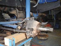 We also want to renew the bearings and other wheelparts