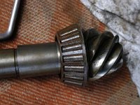 The bearing on the pinionaxle looks also bad and needed a new one.